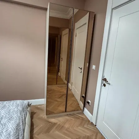 Brand New Premium Center 7star 4bedroom Διαμέρισμα *